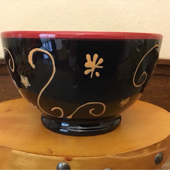 Susan Winget Certified International flying Santa bowl - Picture 4 of 6